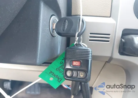 2010 Ford F-150 Lariat z USA, uszkodzony, nr VIN 1FTFW1EV0AFD50701